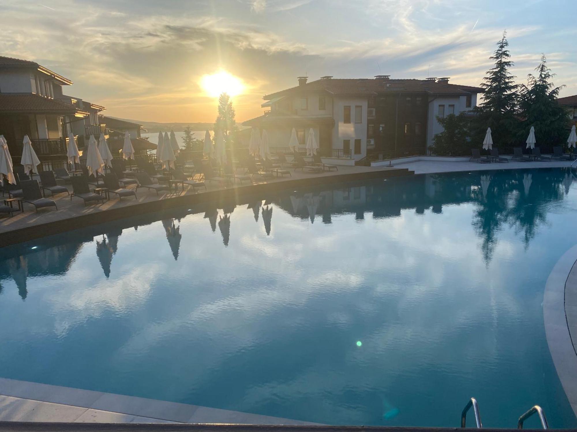 Aj Apartment 1 With Pool View, Santa Marina Holiday Village, Sozopol Luaran gambar